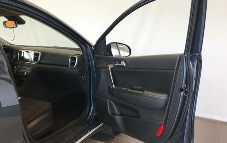 KIA Sportage IV рестайлинг, 2019 год, 2 379 000 рублей, 10 фотография