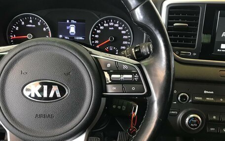 KIA Sportage IV рестайлинг, 2019 год, 2 379 000 рублей, 21 фотография