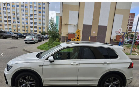 Volkswagen Tiguan II, 2018 год, 3 250 000 рублей, 1 фотография