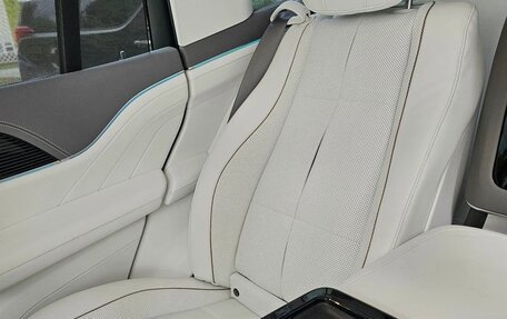 Mercedes-Benz Maybach GLS I, 2025 год, 18 500 000 рублей, 17 фотография