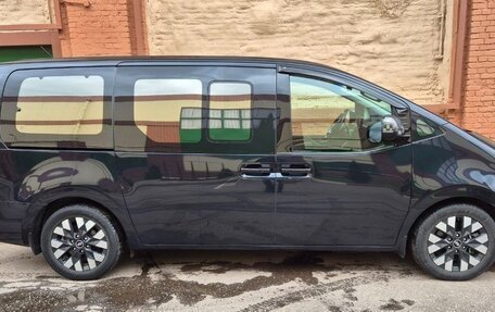 Hyundai Staria, 2021 год, 4 790 000 рублей, 4 фотография