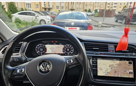 Volkswagen Tiguan II, 2018 год, 3 250 000 рублей, 3 фотография
