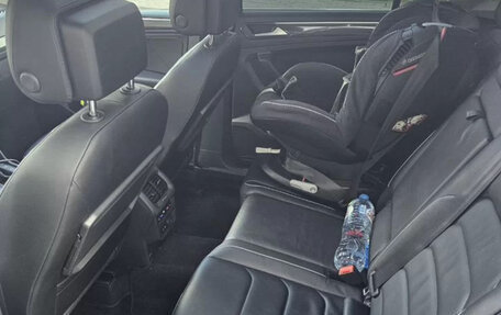 Volkswagen Tiguan II, 2018 год, 3 250 000 рублей, 6 фотография