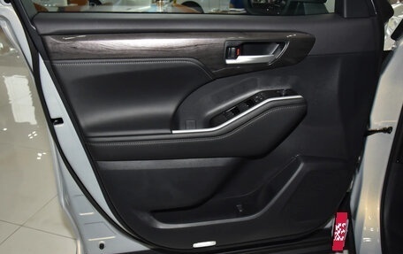 Toyota Highlander, 2026 год, 5 090 000 рублей, 33 фотография