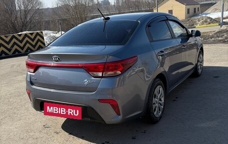 KIA Rio IV, 2018 год, 1 325 000 рублей, 4 фотография