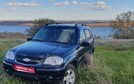 Chevrolet Niva I рестайлинг, 2011 год, 490 000 рублей, 1 фотография