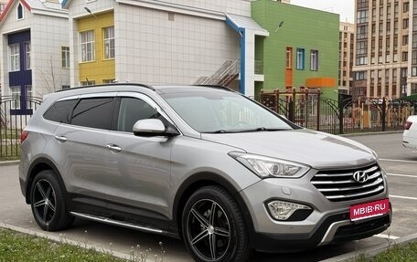 Hyundai Santa Fe III рестайлинг, 2015 год, 1 950 000 рублей, 1 фотография