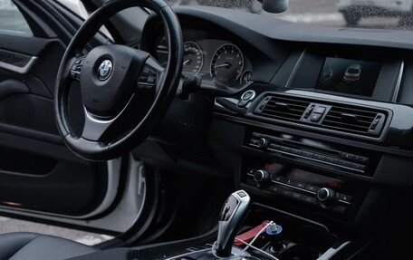 BMW 5 серия, 2014 год, 1 964 000 рублей, 7 фотография