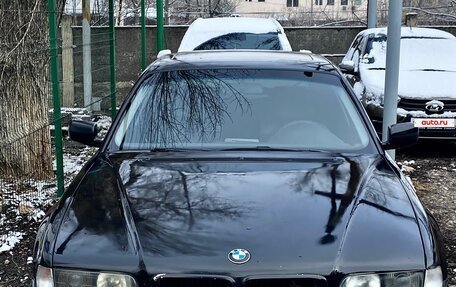 BMW 7 серия, 1994 год, 600 000 рублей, 2 фотография