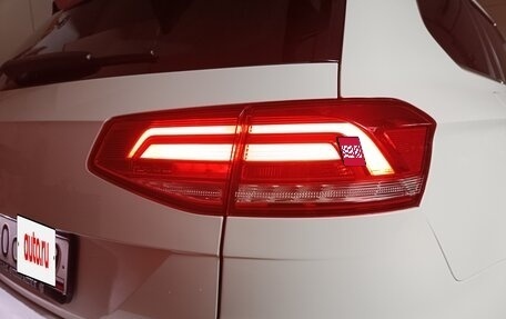 Volkswagen Passat B8 рестайлинг, 2019 год, 2 300 000 рублей, 24 фотография
