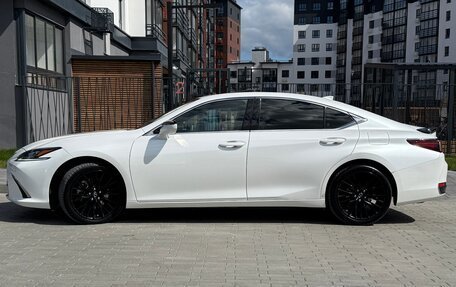 Lexus ES VII, 2021 год, 3 590 000 рублей, 13 фотография