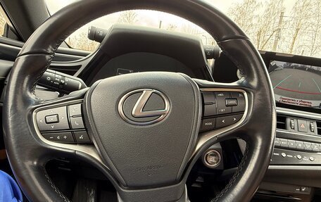 Lexus ES VII, 2021 год, 3 590 000 рублей, 23 фотография