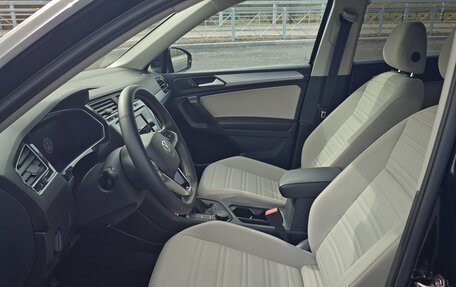 Volkswagen Tiguan II, 2022 год, 3 230 000 рублей, 10 фотография