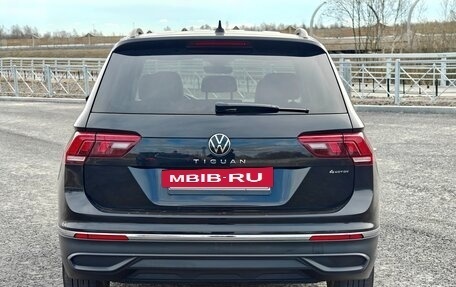 Volkswagen Tiguan II, 2022 год, 3 230 000 рублей, 3 фотография