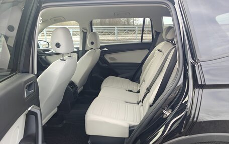 Volkswagen Tiguan II, 2022 год, 3 230 000 рублей, 12 фотография