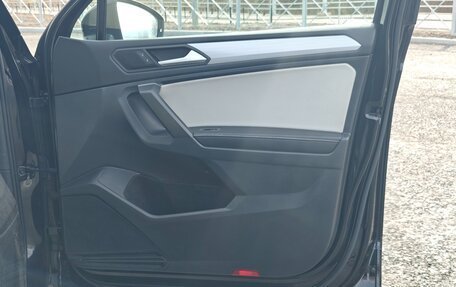Volkswagen Tiguan II, 2022 год, 3 230 000 рублей, 17 фотография