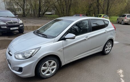 Hyundai Solaris II рестайлинг, 2012 год, 585 000 рублей, 5 фотография