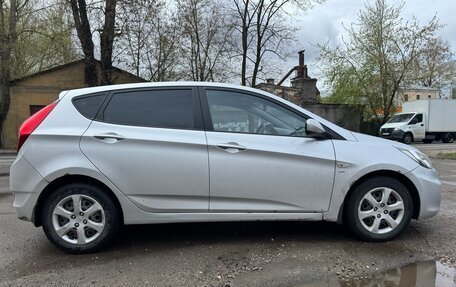 Hyundai Solaris II рестайлинг, 2012 год, 585 000 рублей, 6 фотография