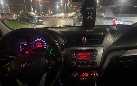 KIA Rio III рестайлинг, 2014 год, 820 000 рублей, 5 фотография