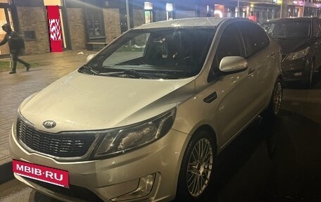 KIA Rio III рестайлинг, 2014 год, 820 000 рублей, 7 фотография