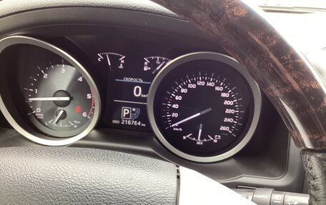 Toyota Land Cruiser 200, 2014 год, 3 990 000 рублей, 2 фотография