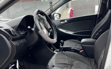 Hyundai Solaris II рестайлинг, 2014 год, 399 000 рублей, 8 фотография