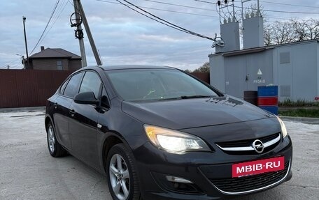 Opel Astra J, 2014 год, 1 150 000 рублей, 3 фотография
