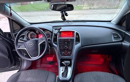 Opel Astra J, 2014 год, 1 150 000 рублей, 11 фотография