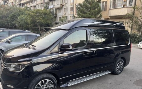 Hyundai Grand Starex Grand Starex I рестайлинг 2, 2019 год, 4 300 000 рублей, 5 фотография