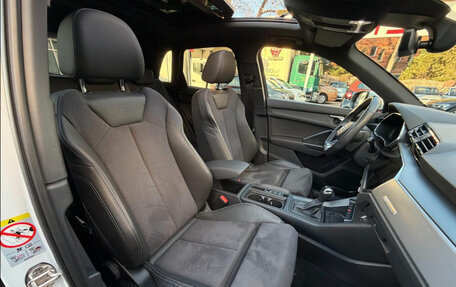 Audi Q3, 2023 год, 4 674 317 рублей, 18 фотография