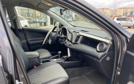 Toyota RAV4, 2014 год, 1 950 000 рублей, 9 фотография