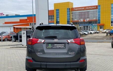 Toyota RAV4, 2014 год, 1 950 000 рублей, 6 фотография