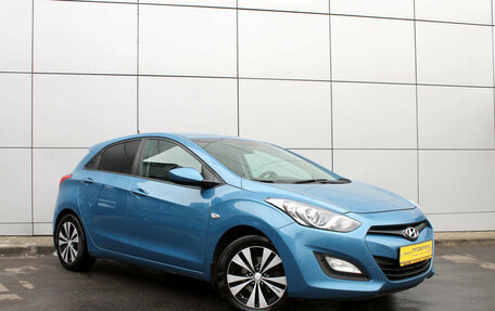 Hyundai i30 II рестайлинг, 2013 год, 777 000 рублей, 3 фотография
