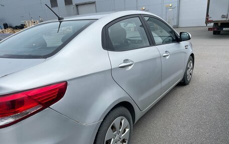 KIA Rio III рестайлинг, 2015 год, 999 000 рублей, 4 фотография