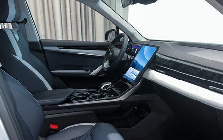 Geely Atlas, 2026 год, 3 904 990 рублей, 9 фотография