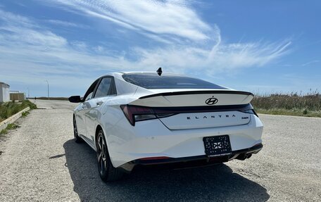 Hyundai Elantra, 2022 год, 1 690 000 рублей, 8 фотография