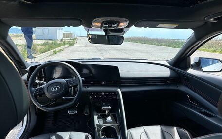 Hyundai Elantra, 2022 год, 1 690 000 рублей, 12 фотография