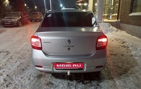 Renault Logan II, 2018 год, 840 000 рублей, 7 фотография