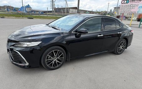 Toyota Camry, 2018 год, 2 900 000 рублей, 1 фотография