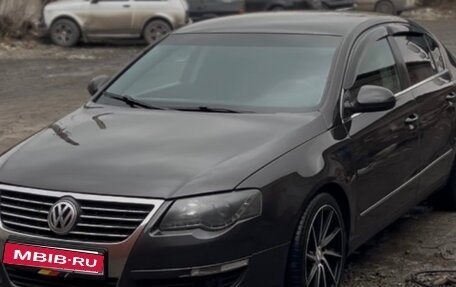 Volkswagen Passat B6, 2010 год, 900 000 рублей, 1 фотография