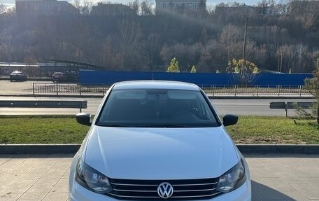 Volkswagen Polo VI (EU Market), 2018 год, 1 200 000 рублей, 1 фотография