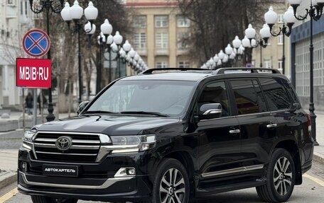 Toyota Land Cruiser 200, 2019 год, 6 400 000 рублей, 1 фотография