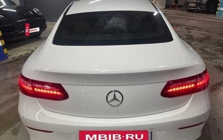 Mercedes-Benz E-Класс, 2021 год, 5 500 000 рублей, 5 фотография