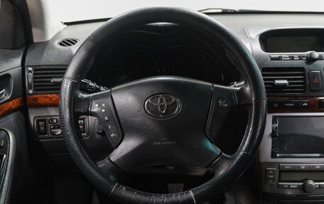 Toyota Avensis III рестайлинг, 2005 год, 749 000 рублей, 19 фотография