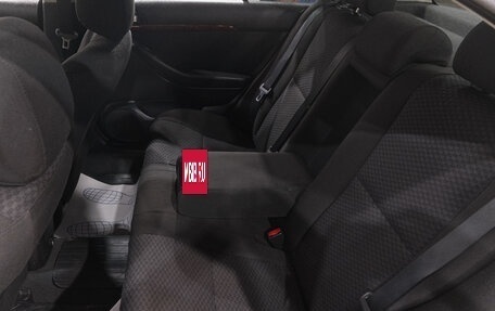 Toyota Avensis III рестайлинг, 2005 год, 749 000 рублей, 31 фотография