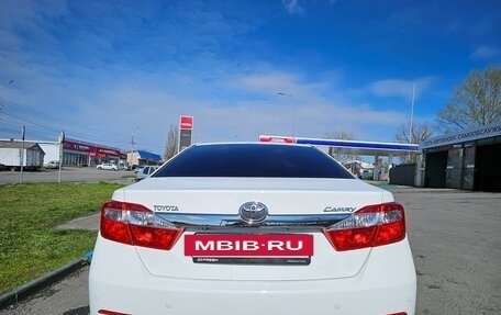 Toyota Camry, 2013 год, 1 560 000 рублей, 5 фотография