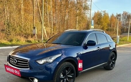Infiniti FX II, 2012 год, 2 000 000 рублей, 21 фотография