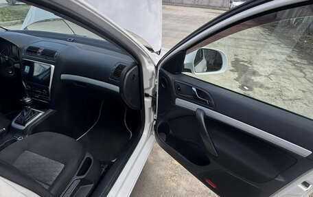 Skoda Octavia, 2011 год, 870 000 рублей, 24 фотография
