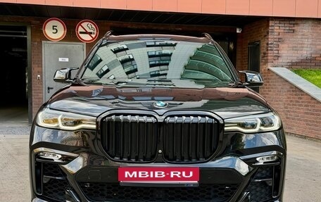 BMW X7, 2020 год, 7 950 000 рублей, 2 фотография