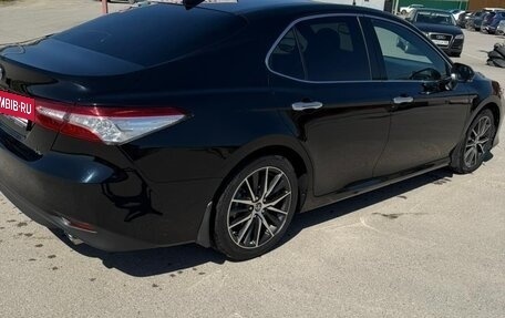 Toyota Camry, 2018 год, 2 900 000 рублей, 7 фотография